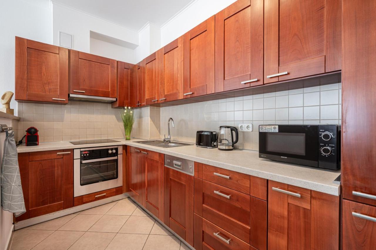 Prime Location Apartment - Free Parking, Ac — Photos 2