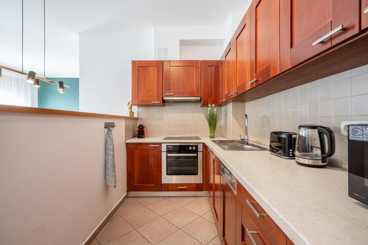 Prime Location Apartment - Free Parking, Ac — Photos 1
